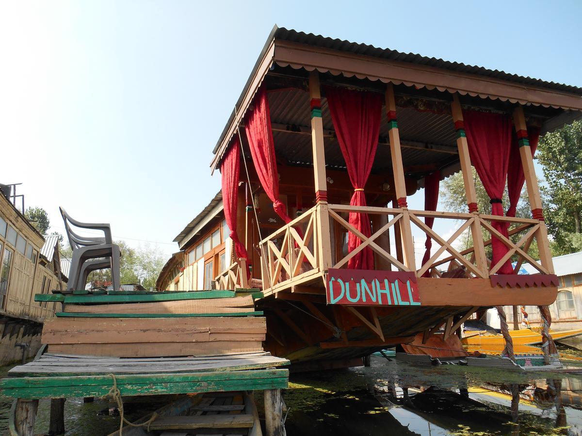 Houseboat Dunhill Bed & Breakfast Srinagar  Exterior photo